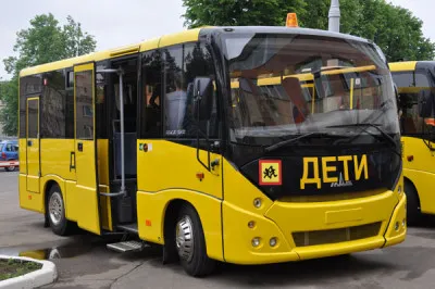 Школьный автобус МАЗ 241