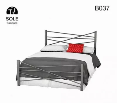 Двуспальная кровать в стиле Loft N4
