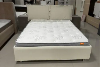 Двуспальная кровать "Melania"