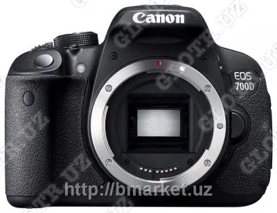 Цифровой фотоаппарат Canon EOS 700D 18-55