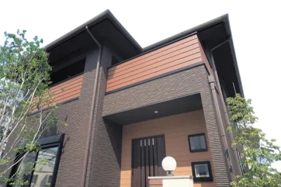 Японская фиброцементная фасадная панель KMEW Страйп