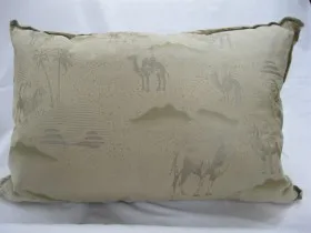 Подушка из натуральной верблюжьей шерсти