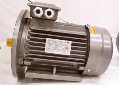 Электродвигатель АИР90L4