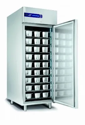 Холодильный шкаф gl 800 btg