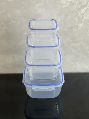 Набор пластиковых контейнеров для продуктов